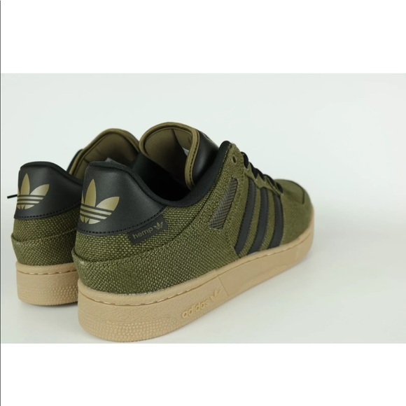 mens adidas bucktown athletic shoe